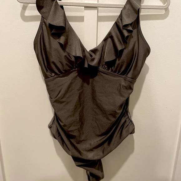 Olive Green One-piece Bathing suit 🩱 - Picture 1 of 2